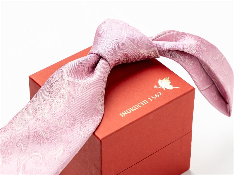 ペイズリー柄ネクタイ